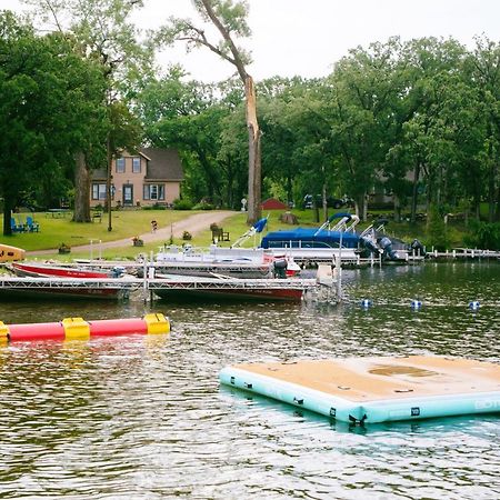 Swan Lake Resort & Campground Fergus Falls Exterior foto