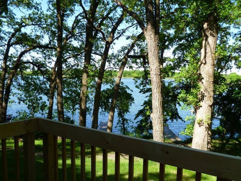 Swan Lake Resort & Campground Fergus Falls Exterior foto